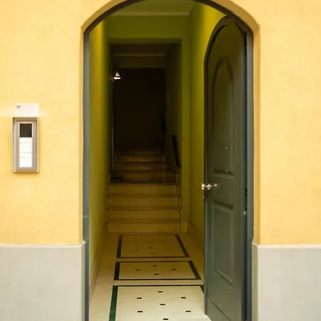 Ferienwohnung Attico 32 Charme&Relax Bergamo Exterior foto